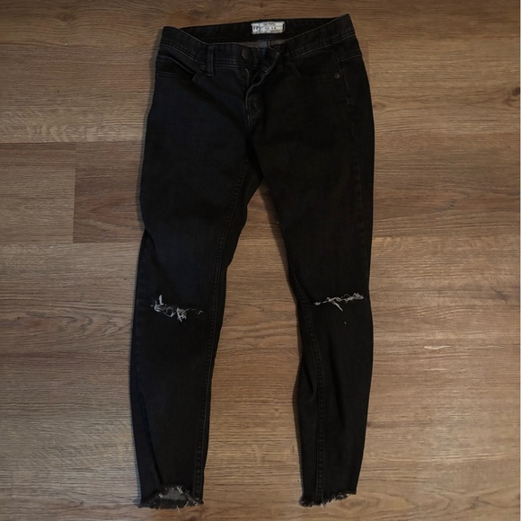 Free People Jeans - Picture 1 of 3